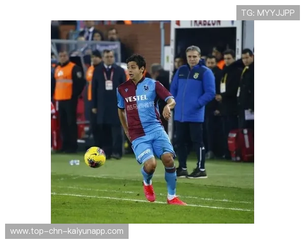 俱乐部在冬窗引援动作频繁，媒体密切关注，因为它们有自得其乐的“冬季俱乐部”