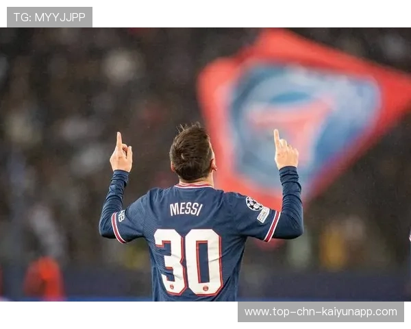 巴黎快速角球配合完成破门，梅西点球稳稳罚进